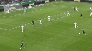 水果机电脑版-【西甲】本泽马破门+82世界波，皇马3比0轻取副班长