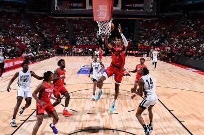 老虎机游戏单机免-三分球5投3中砍下19分 探花郎史密斯渐入佳境